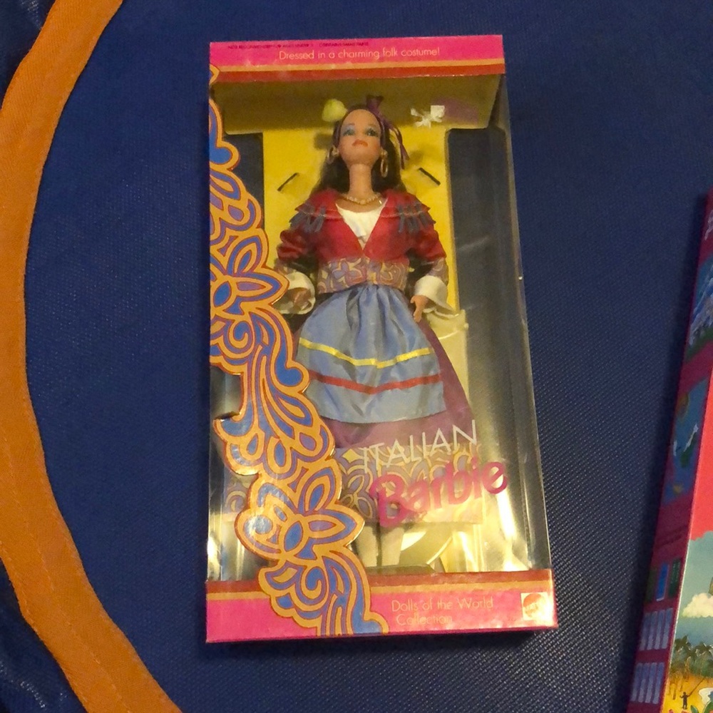 Barbie limited edition Dolls of the World - Picture 3 of 4